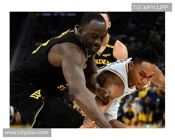 2013年勇士与马刺第四场激战回顾：经典对决与传奇时刻的交织