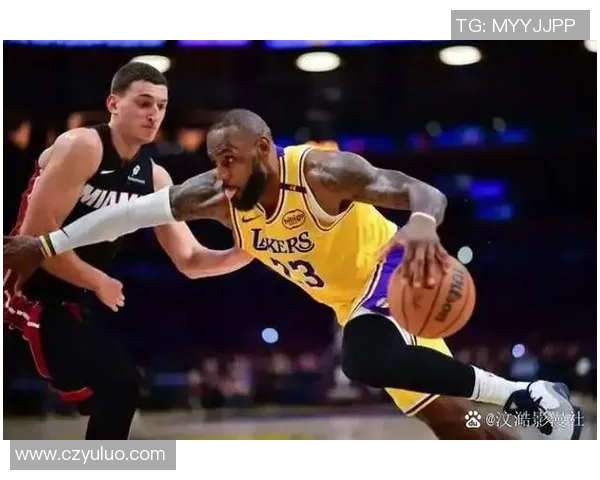 2020年10月1日湖人与热火精彩对决全场录像回放及赛后分析