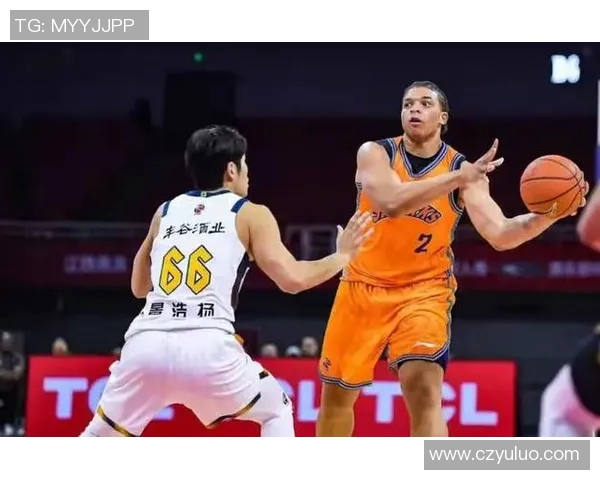 广厦队与上海队在38轮比赛中的精彩对决分析与战术探讨