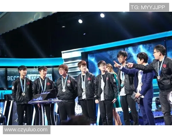 EDG战队在世界冠军杯积分榜中以61分稳居第一名展现强大实力