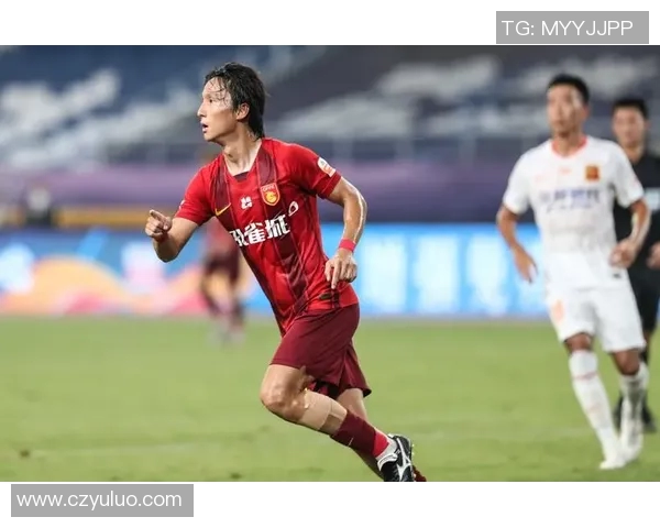 武汉足球队以85分领跑全国锦标赛积分榜展现强劲实力